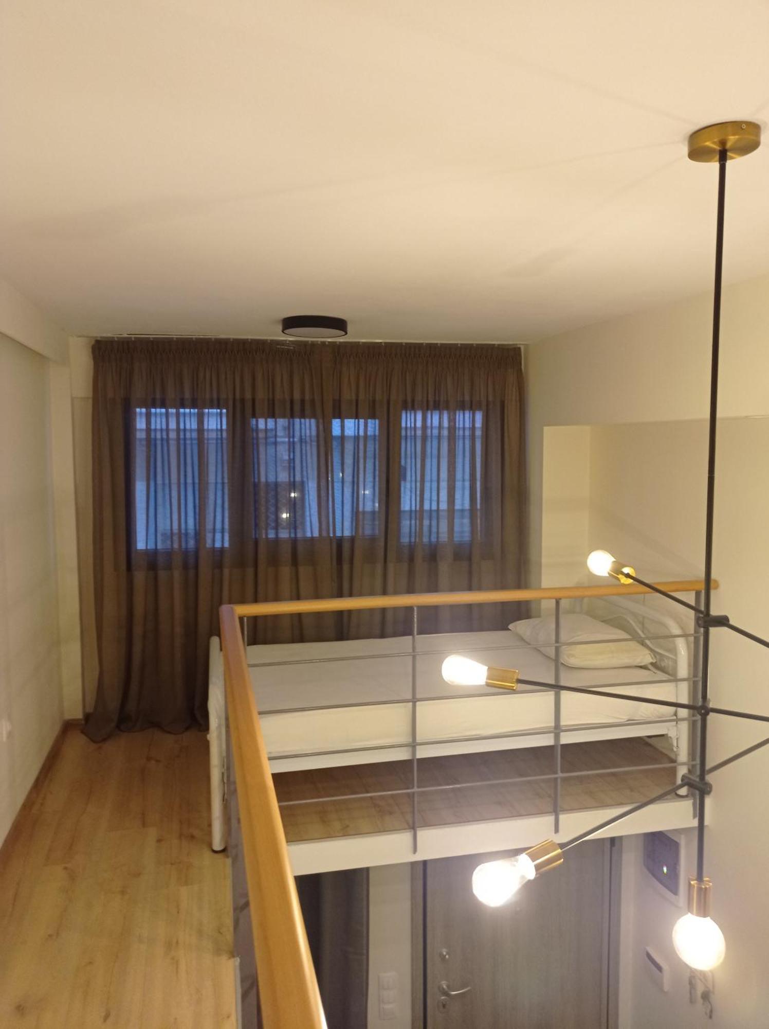 סלוניקי Minimal Two-Floor Apartment מראה חיצוני תמונה